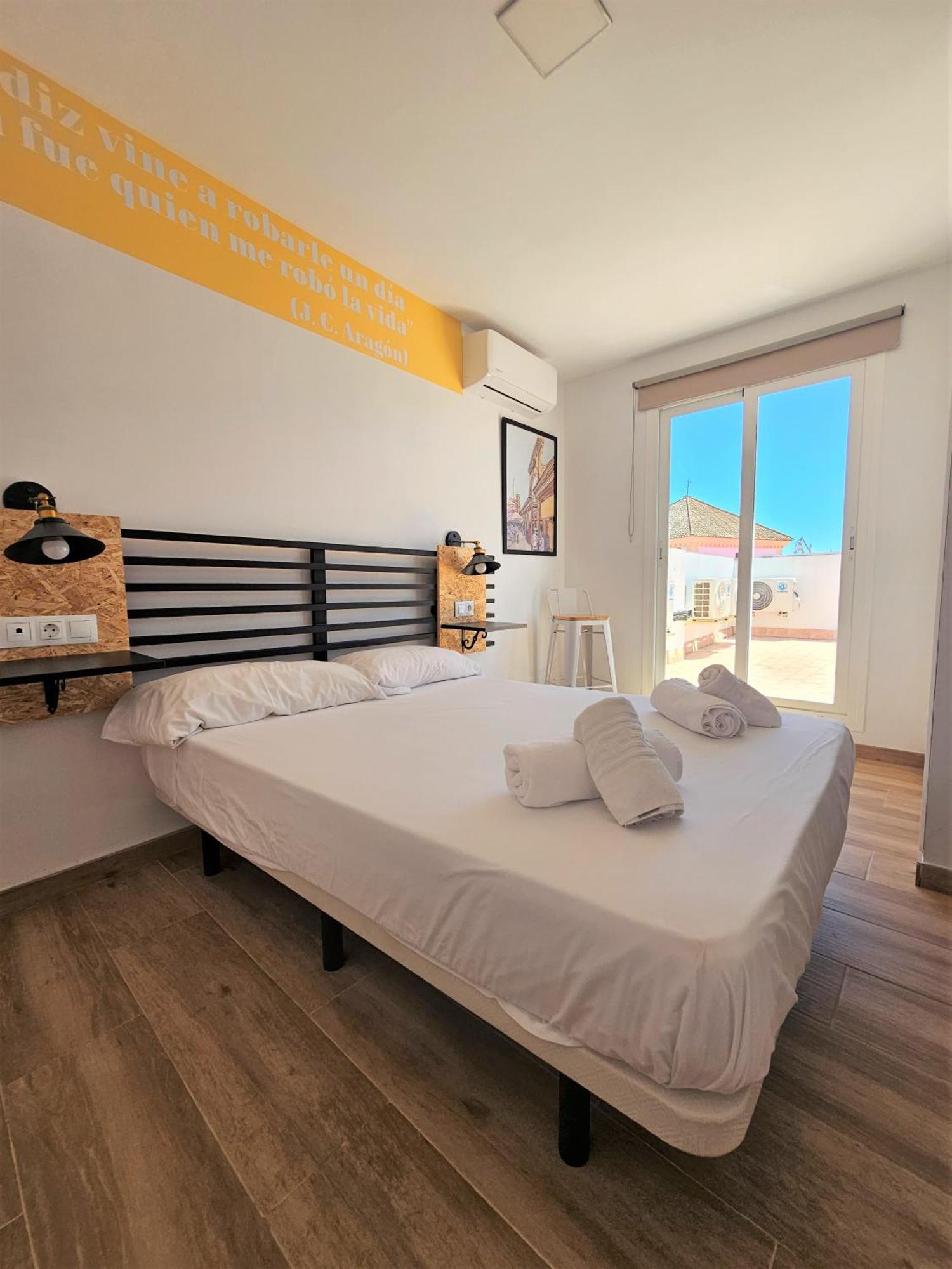 Planeta Cadiz Apartaments Extérieur photo