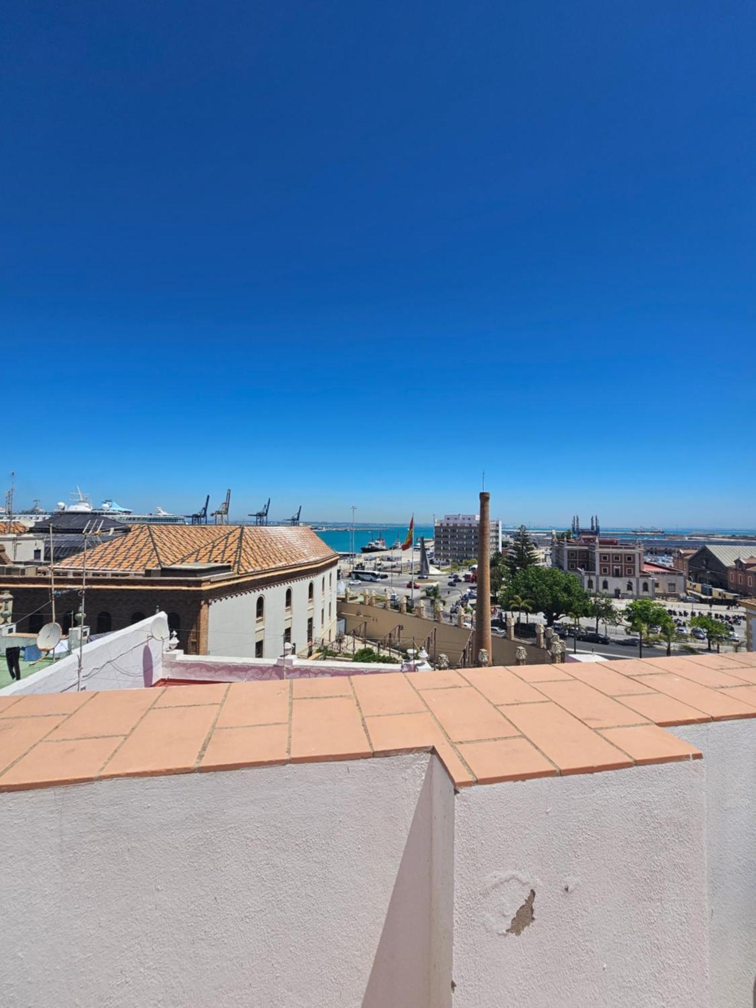 Planeta Cadiz Apartaments Extérieur photo